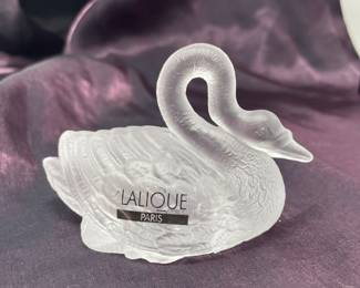Lalique swan