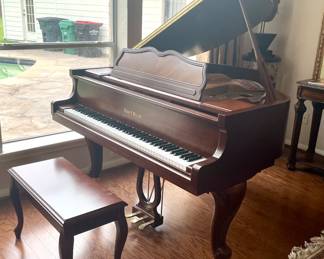 Henry F Miller 2005 Baby Grand Piano and Bench
By Appointment Only
Call or Text
Jason (832) 443-5751
Sandy (281) 450-7991