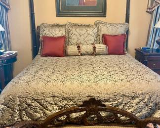 Furgeson Copeland King Size Headboard
Mattress • Comforter • Pillows
Sold Separately
By Appointment Only
Call or Text
Jason (832) 443-5751
Sandy (281) 450-7991