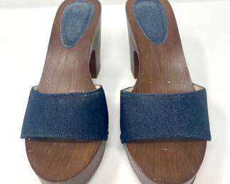 Jessica Simpson Denim Blue Slip On Platform Wood Heel Shoes
Size 8M
By Appointment Only
Call or Text
Jason (832) 443-5751
Sandy (281) 450-7991