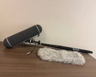 231 RodeBlimpMicrophoneWindshieldHousing18BoomPoleNoMic