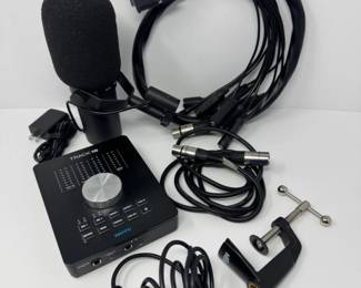 230 ShureSM7BBroadcastMicMOTUTrack16USBInterfaceCables