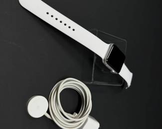 177 AppleWatchSeries2GPS42mmSilverAlumWhiteBandCharger