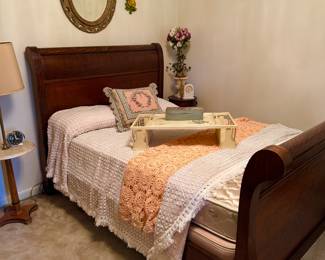 Antique Tiger eye Oak sleigh bed