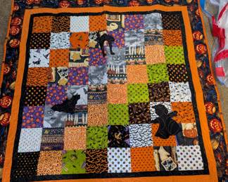 Lots of quilts!