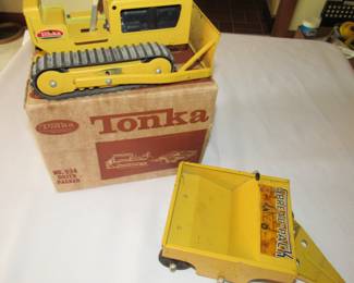 Tonka dozer and packer with original box
