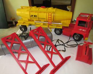 Remote control Johnny express truck with accessories- tried batteries but could not get it to work