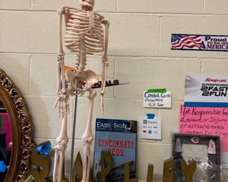 Desktop skeleton - Jointed very cool