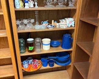 Assorted decor