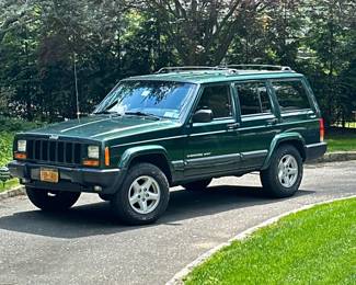 2000 Jeep Cherokee Sport SUV / ORIGINAL OWNER / 75,000 MILES | Year: 2000
Make: JEEP
Model: Cherokee Sport SUV 4WD
Color: Green (Exterior); Tan (Interior)
Driven: 75,000 miles
Ownership: Only one owner
Environment: Indoor garages only; Some 4-wheel driving