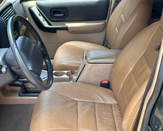 2000 Jeep Cherokee Sport SUV / ORIGINAL OWNER / 75,000 MILES | Year: 2000
Make: JEEP
Model: Cherokee Sport SUV 4WD
Color: Green (Exterior); Tan (Interior)
Driven: 75,000 miles
Ownership: Only one owner
Environment: Indoor garages only; Some 4-wheel driving