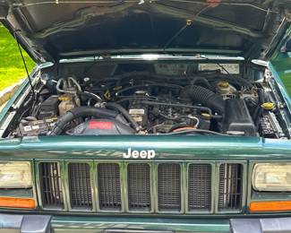 2000 Jeep Cherokee Sport SUV / ORIGINAL OWNER / 75,000 MILES | Year: 2000
Make: JEEP
Model: Cherokee Sport SUV 4WD
Color: Green (Exterior); Tan (Interior)
Driven: 75,000 miles
Ownership: Only one owner
Environment: Indoor garages only; Some 4-wheel driving