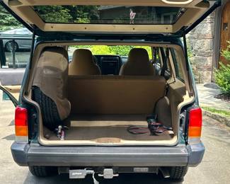 2000 Jeep Cherokee Sport SUV / ORIGINAL OWNER / 75,000 MILES | Year: 2000
Make: JEEP
Model: Cherokee Sport SUV 4WD
Color: Green (Exterior); Tan (Interior)
Driven: 75,000 miles
Ownership: Only one owner
Environment: Indoor garages only; Some 4-wheel driving