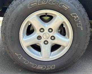 2000 Jeep Cherokee Sport SUV / ORIGINAL OWNER / 75,000 MILES | Year: 2000
Make: JEEP
Model: Cherokee Sport SUV 4WD
Color: Green (Exterior); Tan (Interior)
Driven: 75,000 miles
Ownership: Only one owner
Environment: Indoor garages only; Some 4-wheel driving
