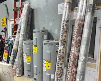 Rugs, Water Heaters and Ladders Orlando Estate Auction