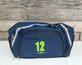 52 12MuckleshootCasinoBlueDuffleBag
