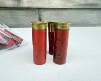 63 70Roundsof12Gauge