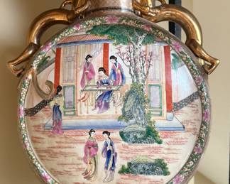 Porcelain Chinese Family Rose Moon Flask Vase with Handles