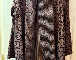 Open Front Overpiece