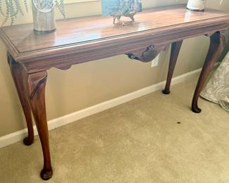 Wood Console Table with Queen Anne Legs