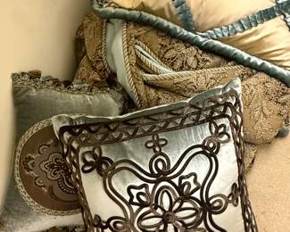 Teal Bedding