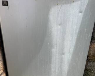 GE Refrigerator