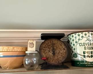 Antique Kitchen Decor