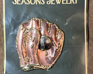 Seasons Jewely Baseball Glove Brooch
