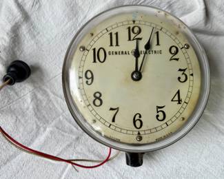 Vintage General Electric Clock