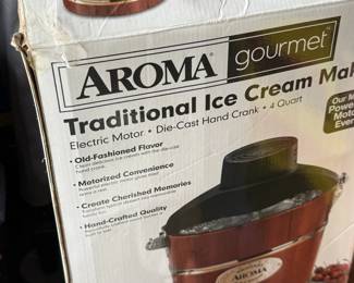 Aroma Gourmet Traditional Ice Cream Maker