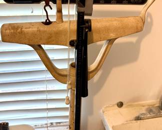 Antique Detecto-Medic Doctors Scale