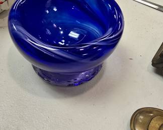 art glass bowl