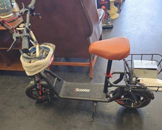 electric scooter with charger i12 working and fun!! with charger
