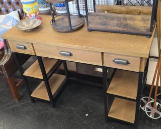 modern desk with drawers and other goodies