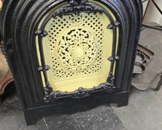 cast iron fireplace screen Heavy and original
