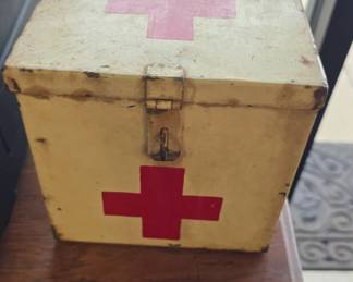 vintage red cross medical box