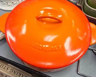 Large collection of Le Creuset cookware NICE!