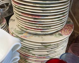 Oscar de Larenta dishes