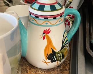Bob Mackie pot