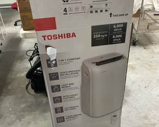 Toshiba 6000 BTU portable AC unit