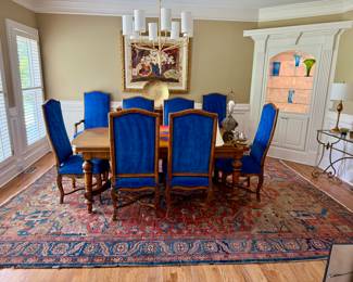 Fantastic semi-antique carpet, vintage diningnroom furniture There are 10 TEN dining chairs, two are not pictured. All is in very nice condition