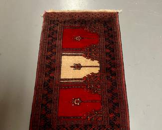 Hand knotted rugs