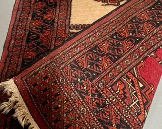 Hand knotted rugs