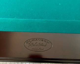 Olhausen brand table