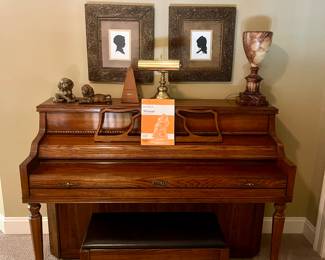 Excellent condition spinet piano--perfect time to buy for piano lessons in the fall.