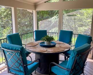 Outdoor furniture for your entire pool area!