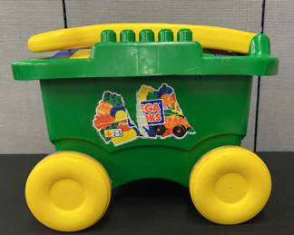 Mega Blocks Fill Dump Wagon