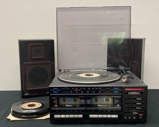 Vintage Sound Design Record Player