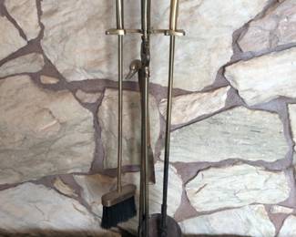 197 VintageDuckHeadBrassFireplaceToolSet