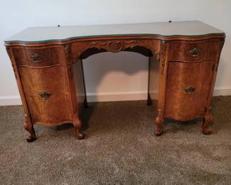 51 PlaneTreeClusterMapleVanityDresser